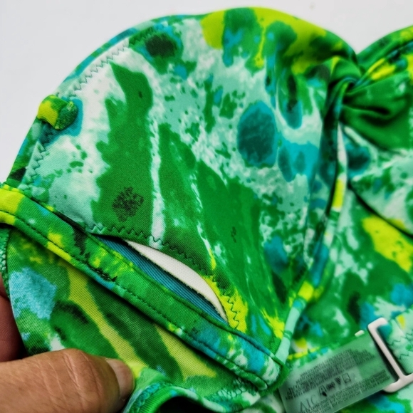 Victoria's Secrets Vintage Green Abstract Bandeau Twist Bikini Size S - Picture 9 of 11